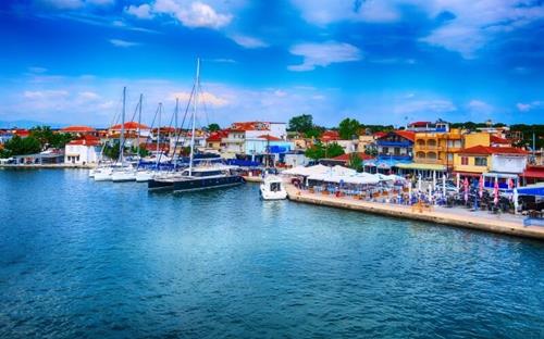 1-Keramoti-hafen-800x500-1090249868 (2)