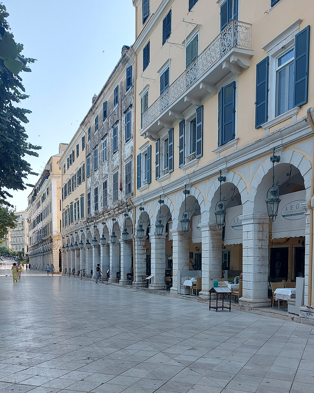 Πλατεία Λιστόν, Κέρκυρα